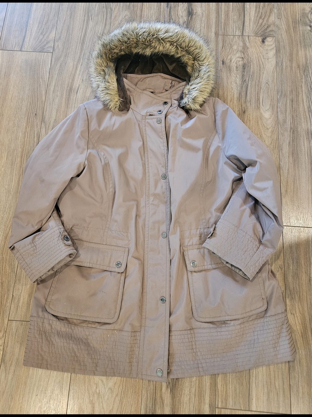 Women’s Hooded Parka Coat in Light Taupe